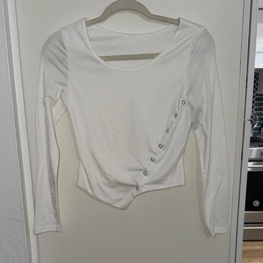 Women’s Asymmetrical Snap-Accent Long Sleeve Top - White | S